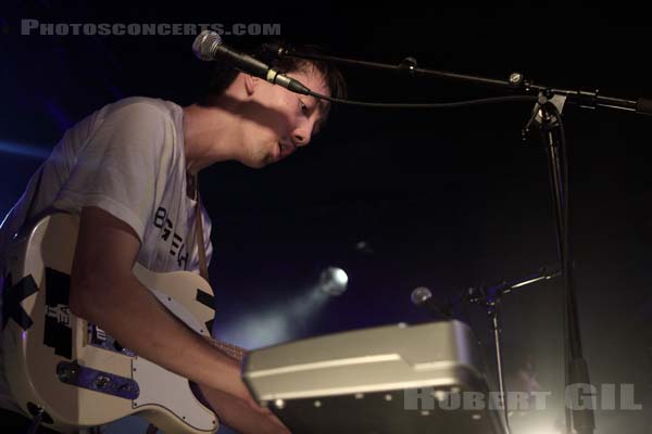 THE MORNING BENDERS - 2010-07-08 - PARIS - Nouveau Casino - 